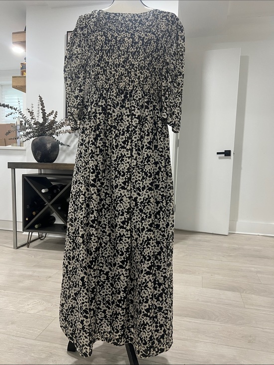 Rebecca Taylor Dresses & Skirts - Rebecca Taylor Black & Cream Floral Print Maxi Dress